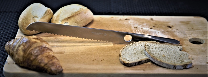 Achilles Bread Knife