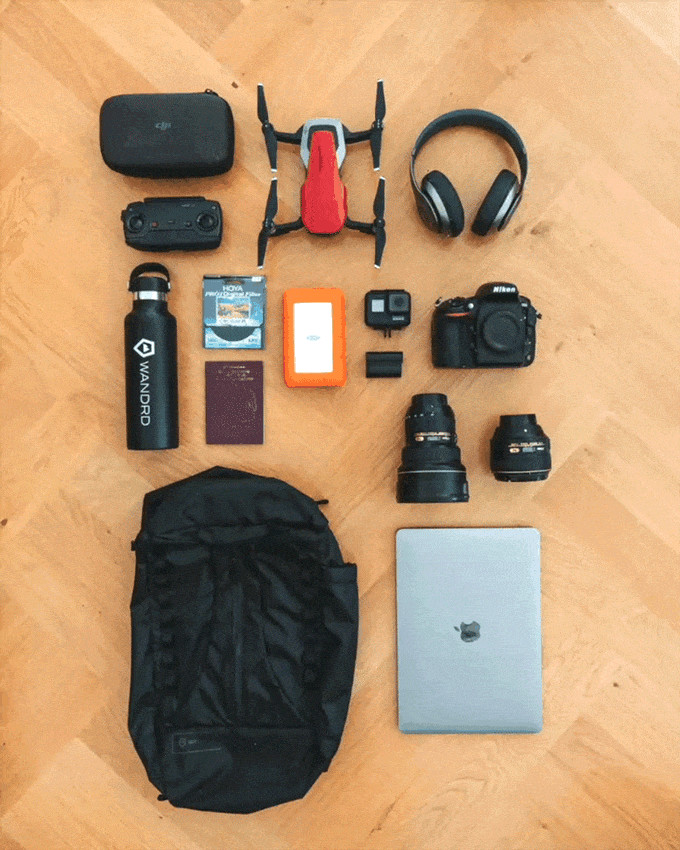 VEER 18 : Packable Bag And Inflatable Camera Cube | Indiegogo